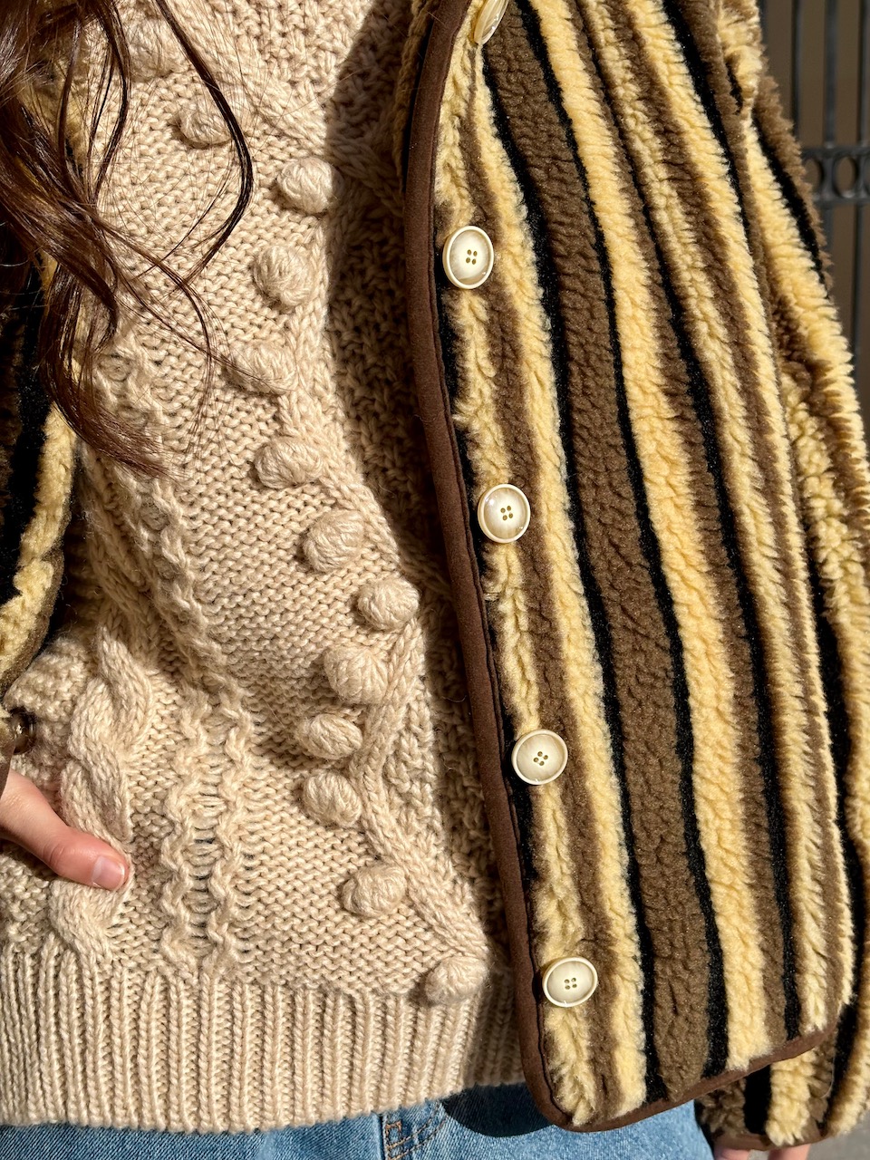 Veste courte SHIRLEY rayée Marbre HOD – Image 3